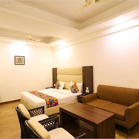 Hotel Bel Morris Nowe Delhi Zewnętrze zdjęcie