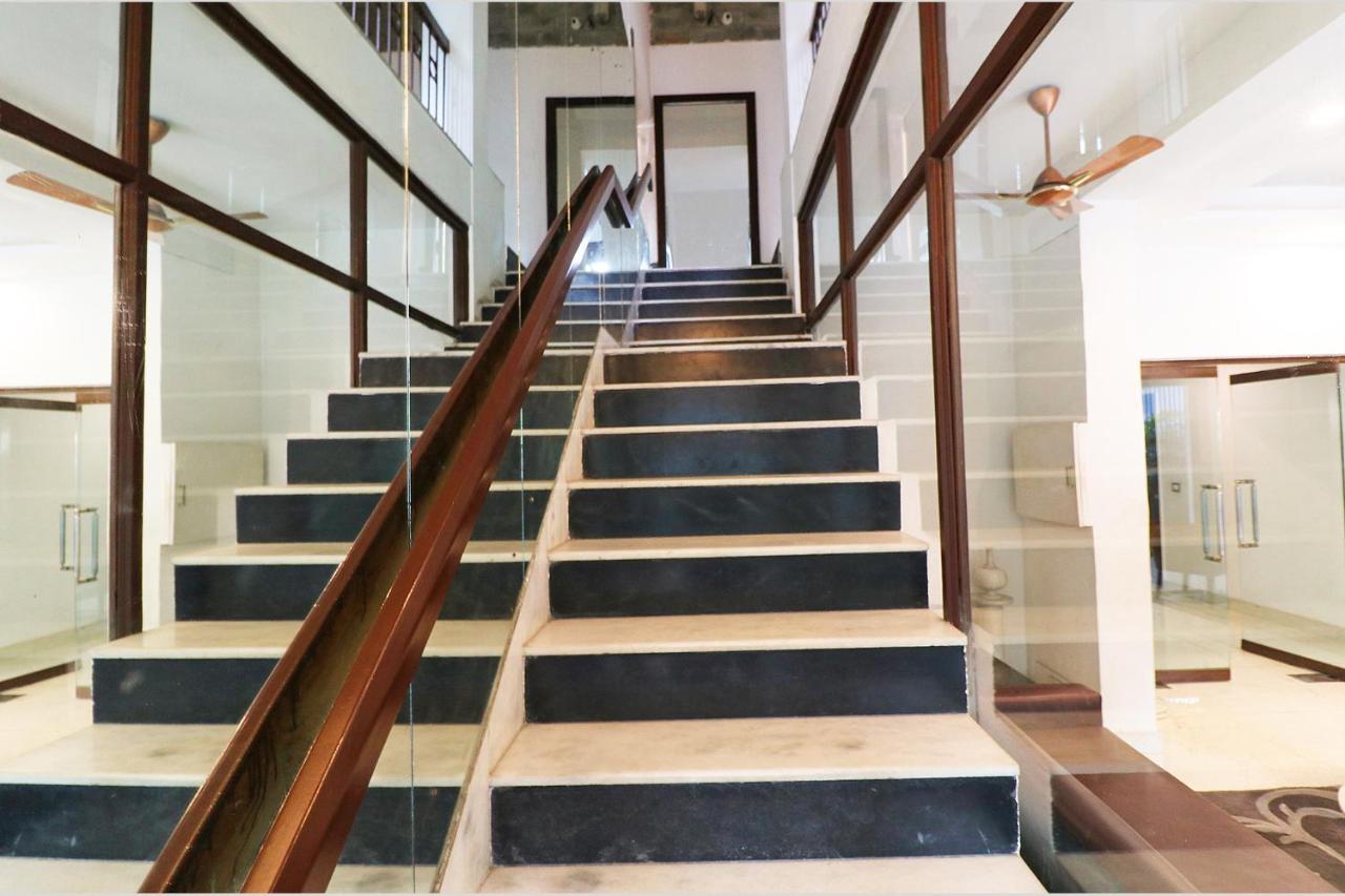 Hotel Bel Morris Nowe Delhi Zewnętrze zdjęcie