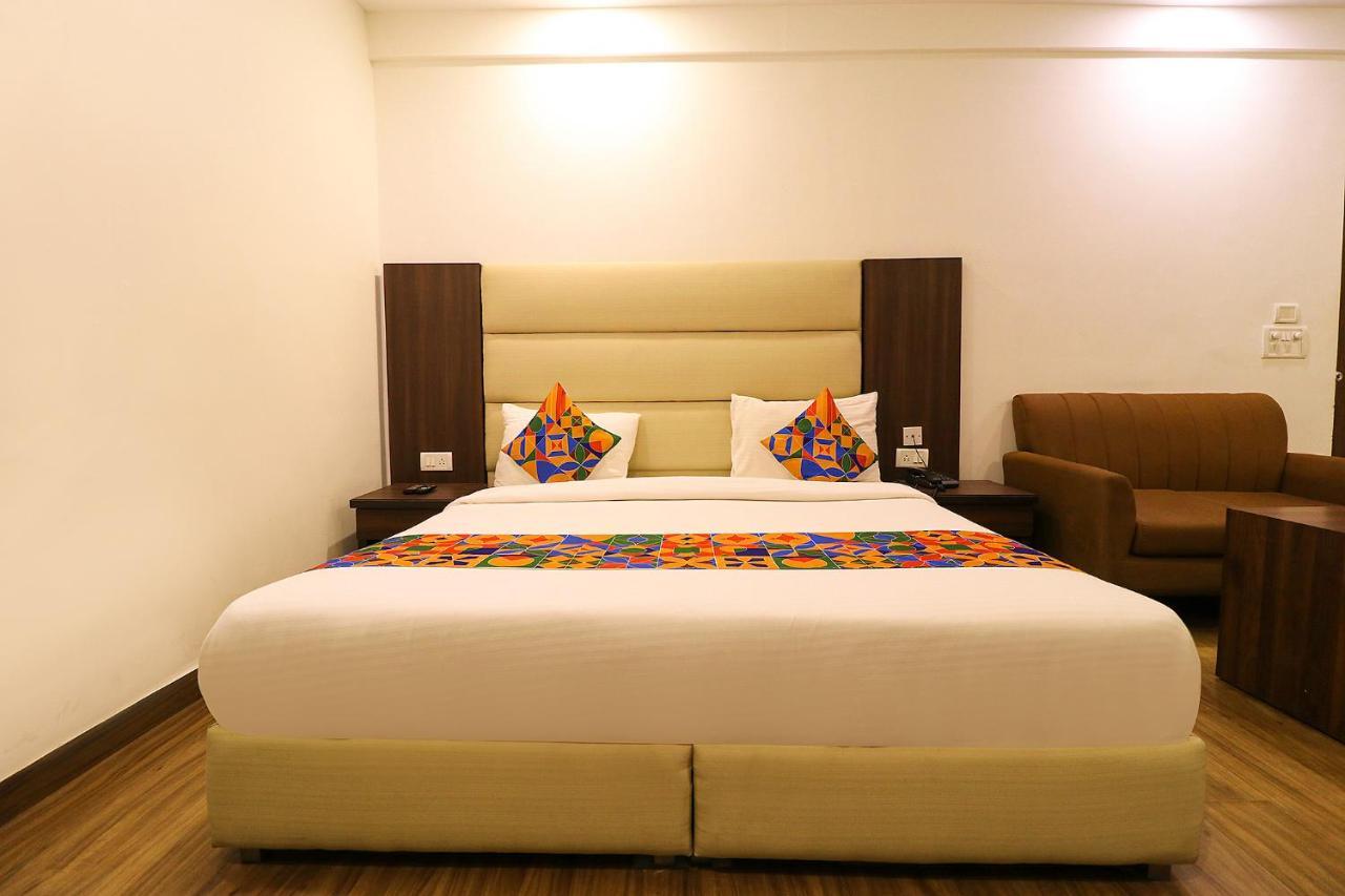 Hotel Bel Morris Nowe Delhi Zewnętrze zdjęcie
