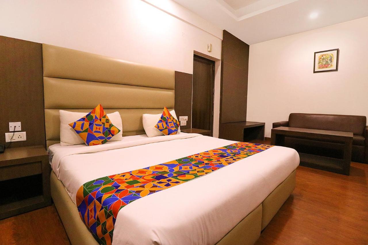 Hotel Bel Morris Nowe Delhi Zewnętrze zdjęcie